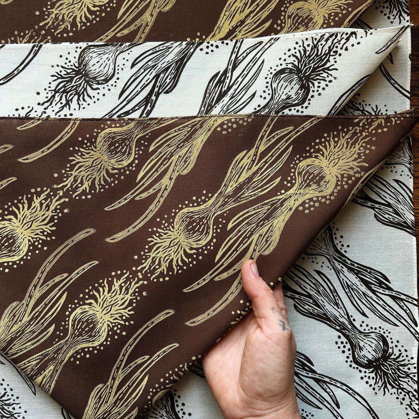 Onion Magic Block Printed Bandana