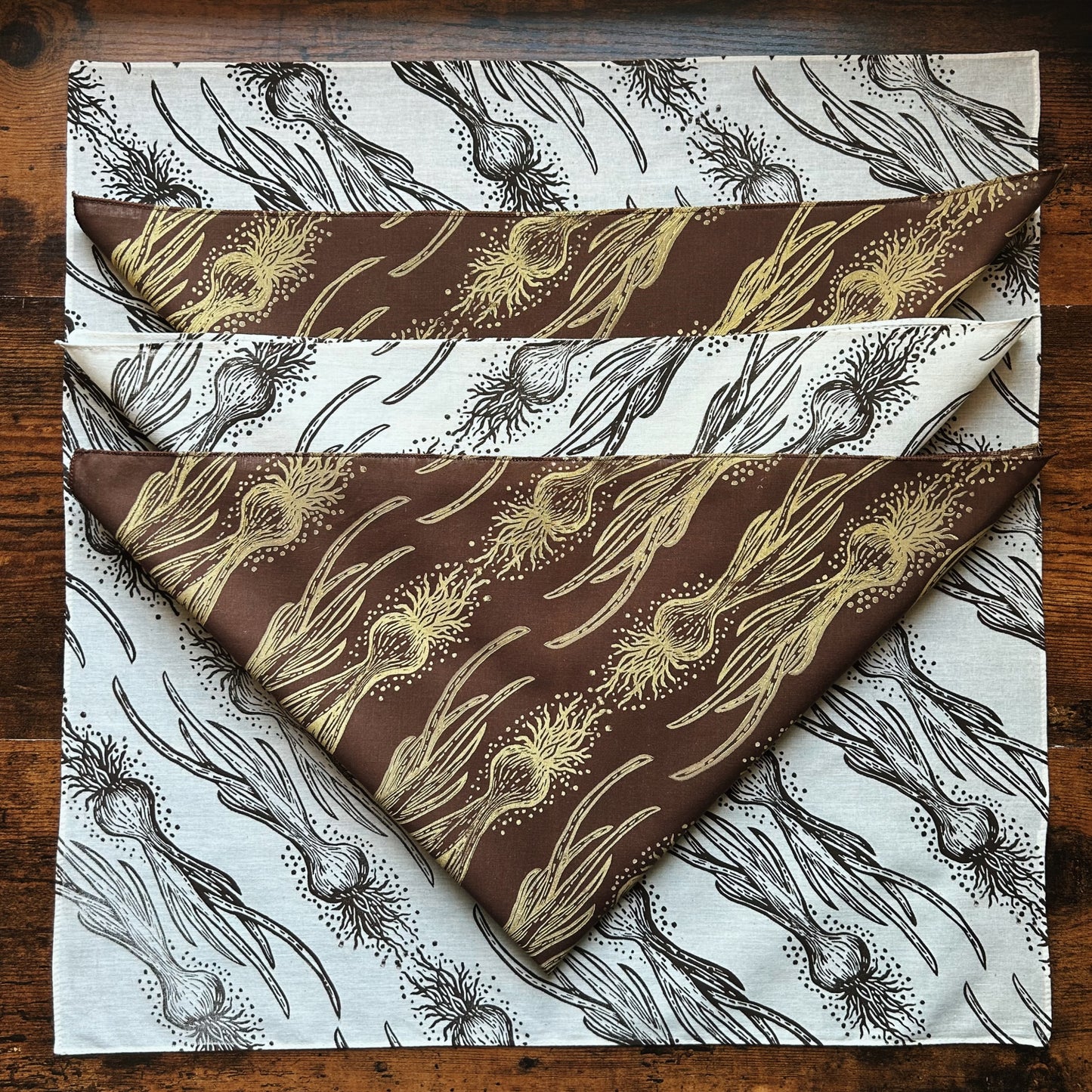Onion Magic Block Printed Bandana